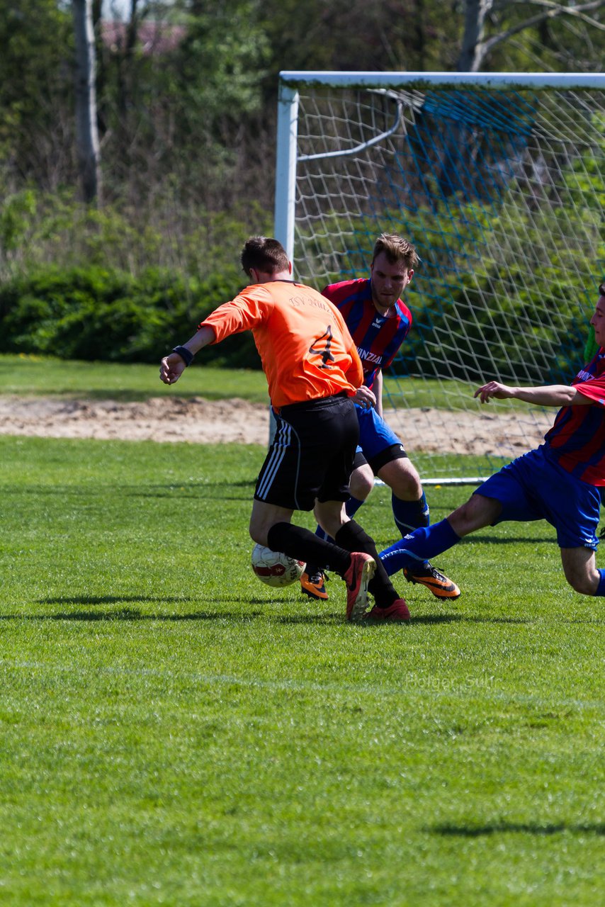 Bild 82 - Herren FSG BraWie 08 - TSV Ntzen : Ergebnis: 1:2